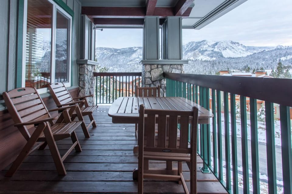 Deck View