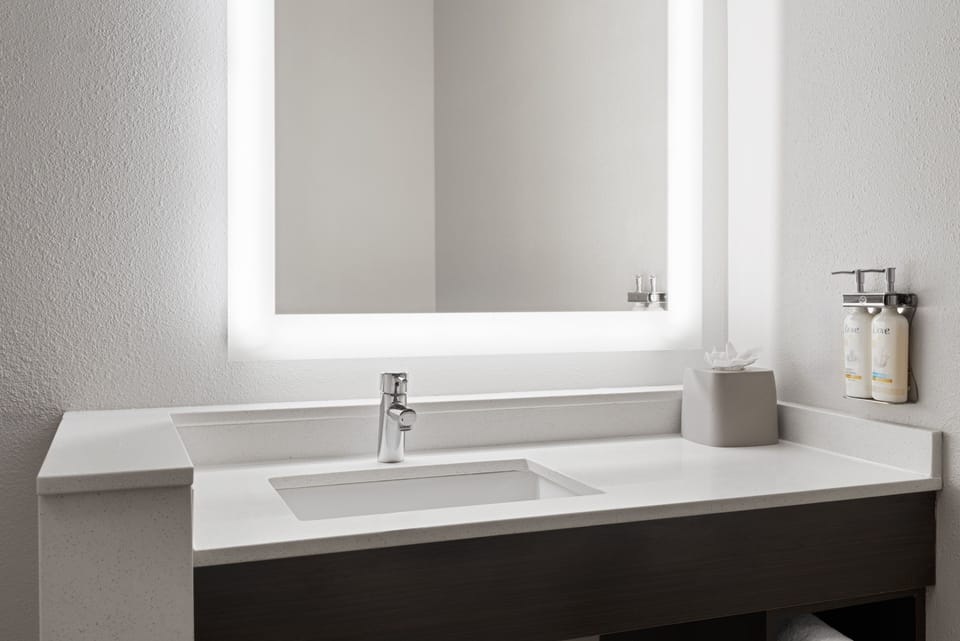Free toiletries, towels