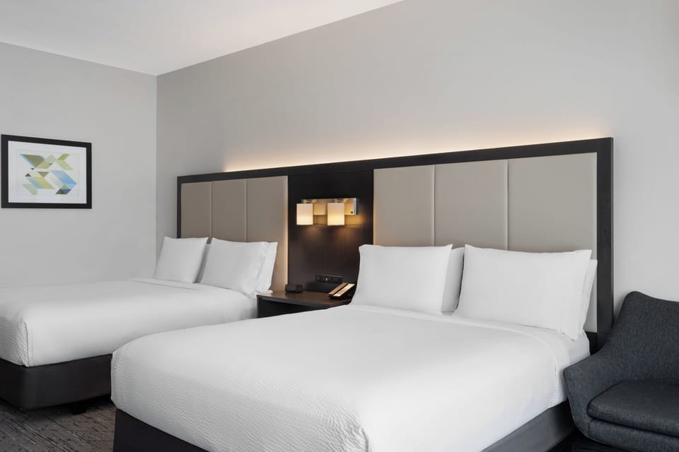 In-room safe, desk, soundproofing, iron/ironing board
