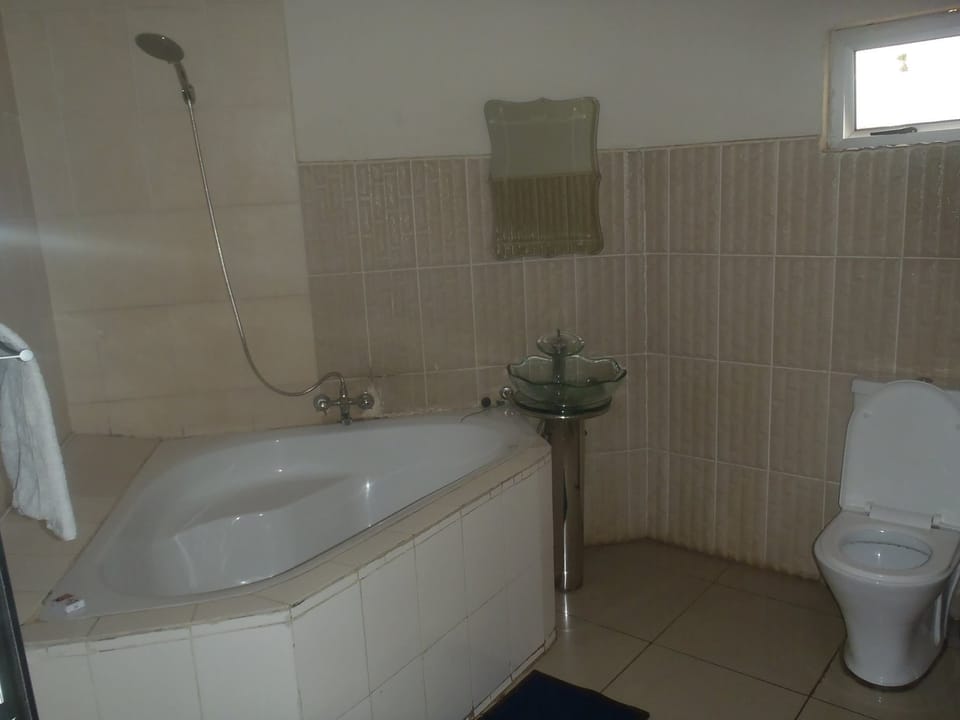 Shower, towels