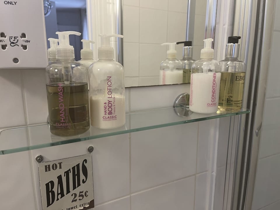 Comfort Single Room, Ensuite (room no 2) | Bathroom
