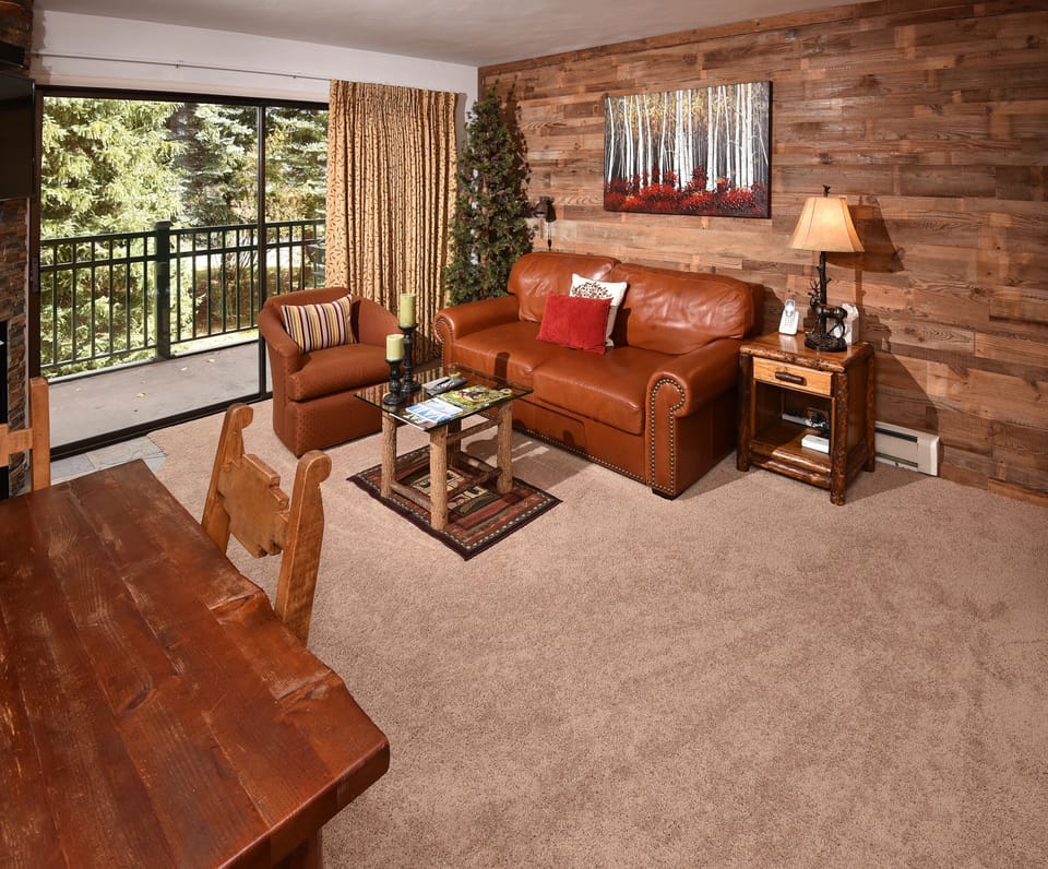 Condo, 1 Bedroom | Living area | Smart TV