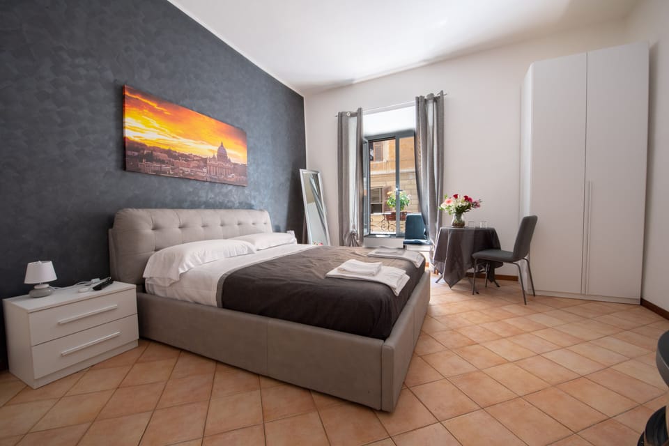 Superior Room, Jetted Tub (Deluxe Room) | Down comforters, iron/ironing board, free WiFi, bed sheets
