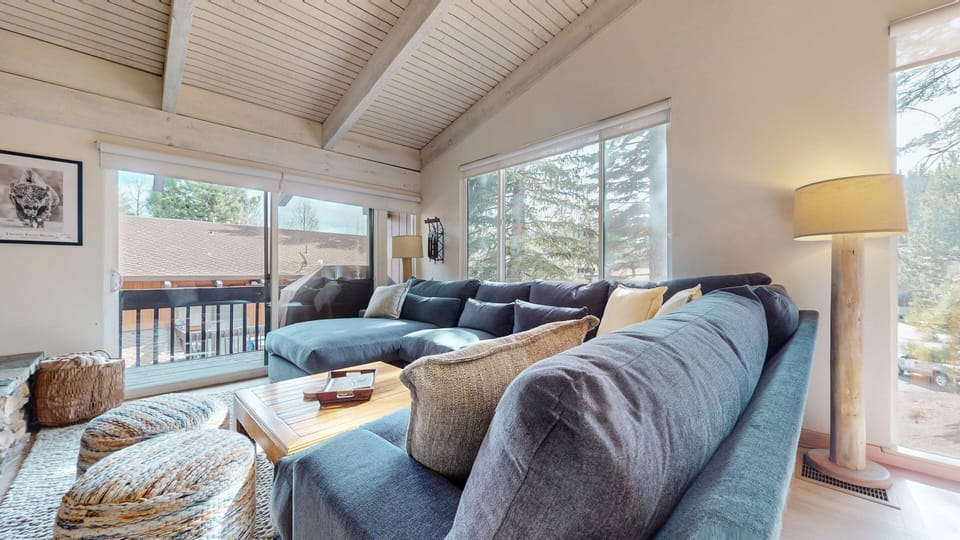 Condo, 4 Bedrooms | Living area | Flat-screen TV, fireplace, DVD player