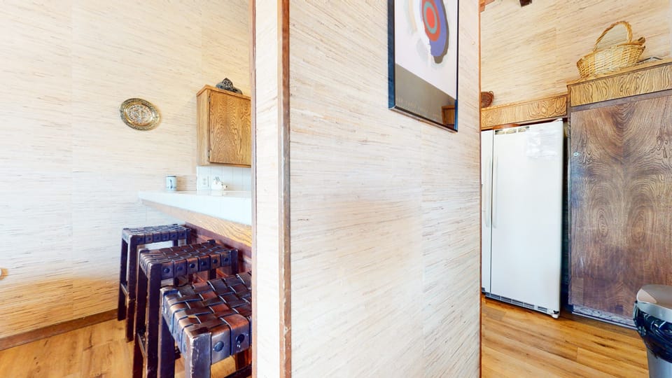 Condo, 4 Bedrooms | Private kitchen | Full-size fridge, microwave, oven, stovetop