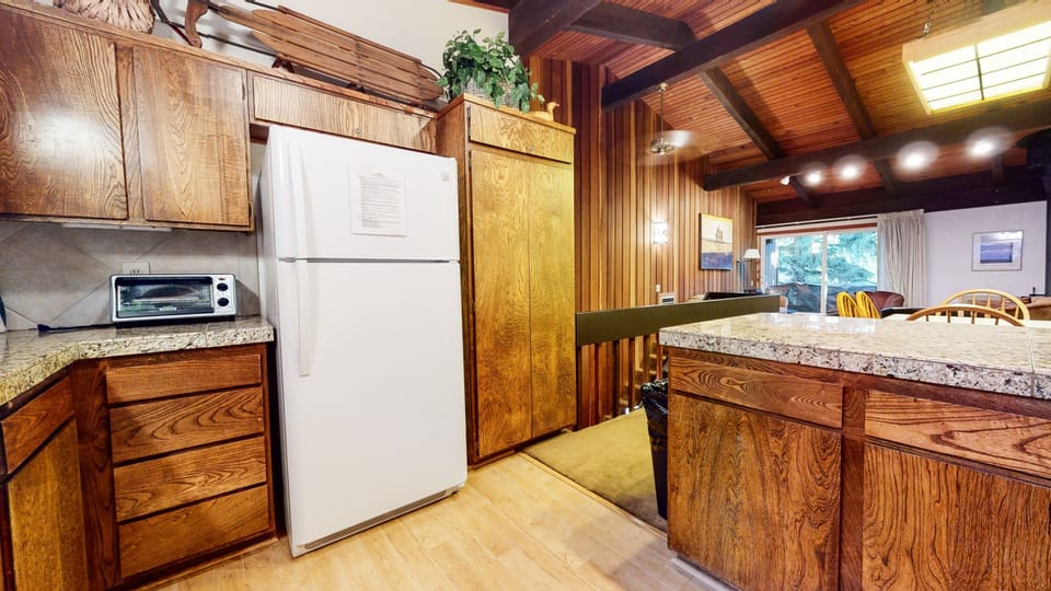 Condo, 2 Bedrooms | Private kitchen | Coffee/tea maker, fridge, oven, toaster