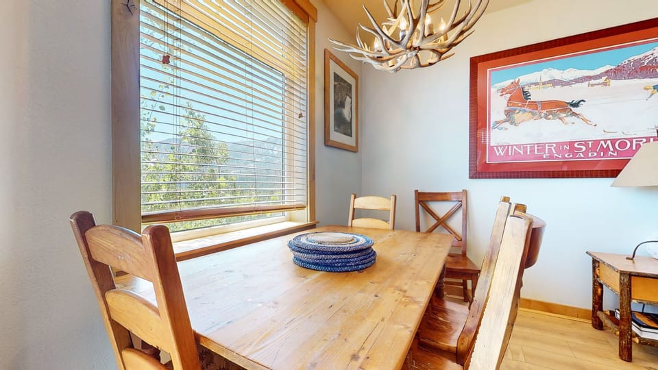 Condo, 1 Bedroom | Dining