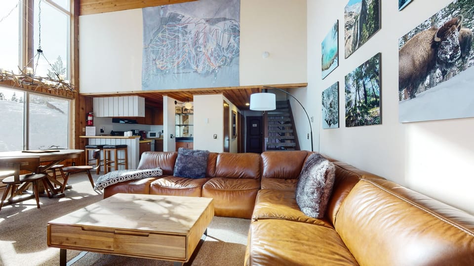 Condo, 2 Bedrooms | Interior
