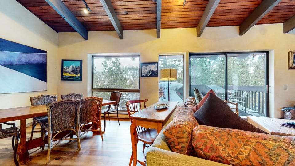 Condo, 4 Bedrooms | Interior