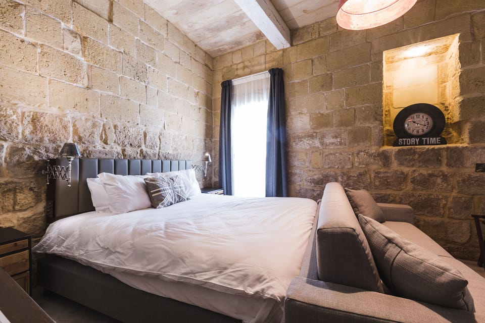Superior Room | Premium bedding, pillowtop beds, minibar, in-room safe