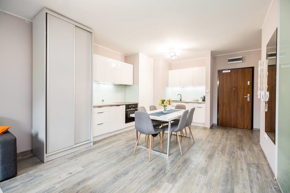 Studio Suite | Soundproofing, iron/ironing board, free WiFi, bed sheets