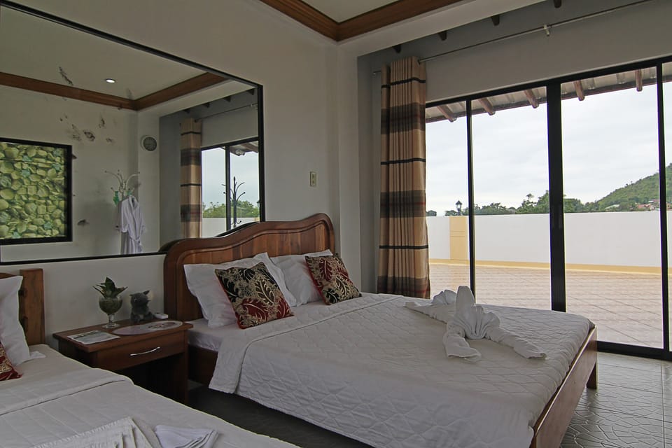 Koala Penthouse | Hypo-allergenic bedding, memory foam beds, desk, soundproofing