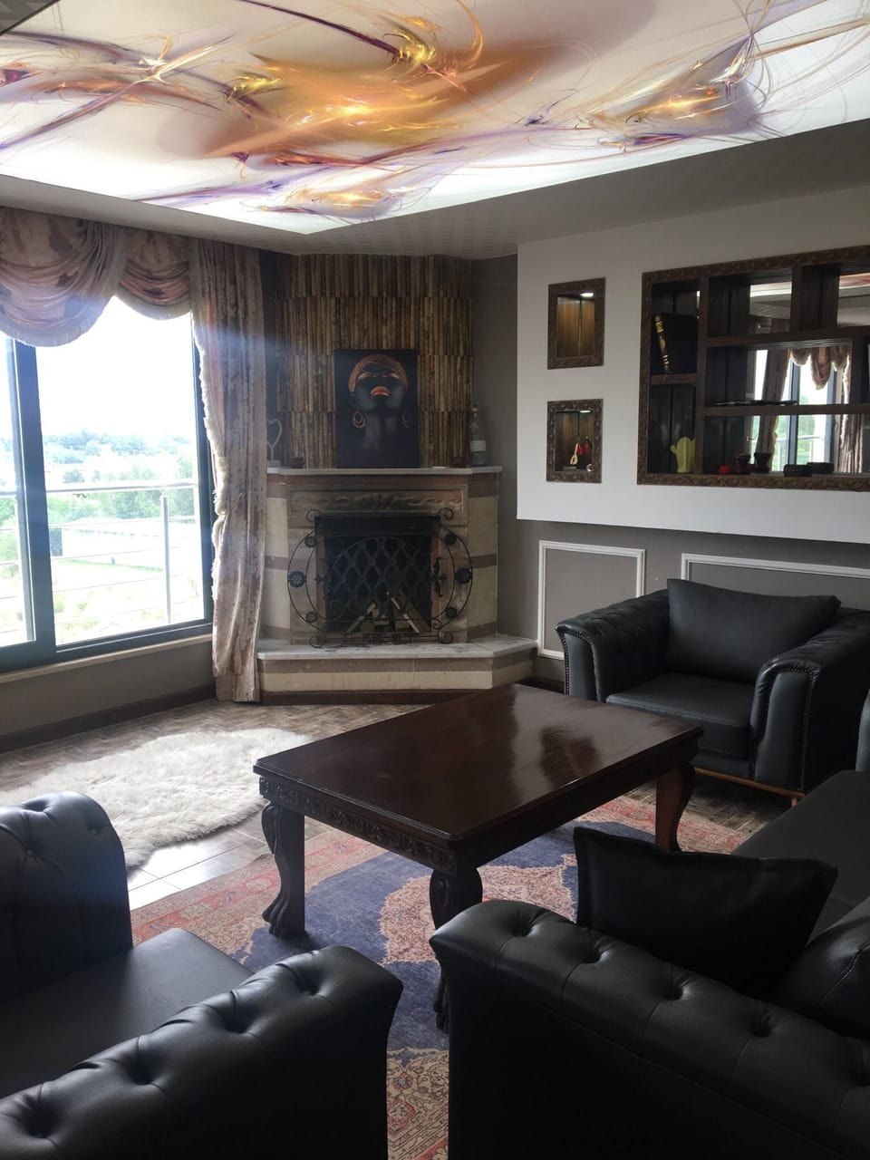 Exclusive Room | Living area | LED TV