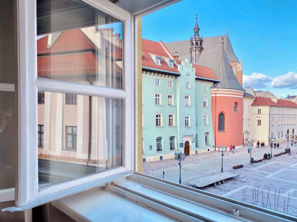 Luxury Mint Apartments Main Square Hotel in Krakow
