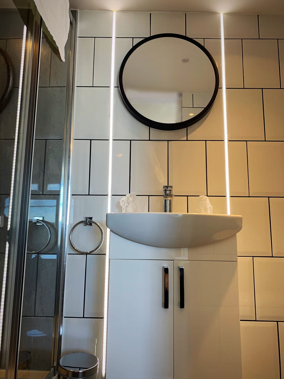Double Room, Sea View | Bathroom | Shower, towels