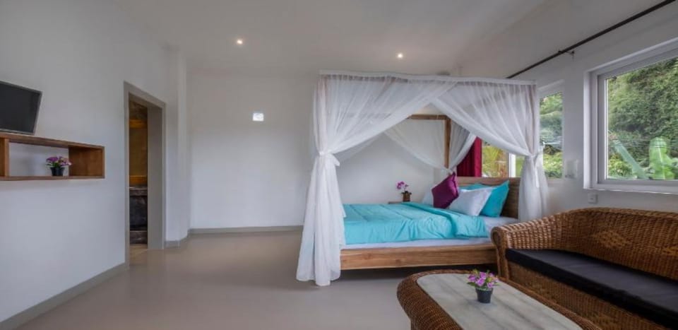 Villa, 1 Bedroom, Sea View | 1 bedroom, desk, free WiFi