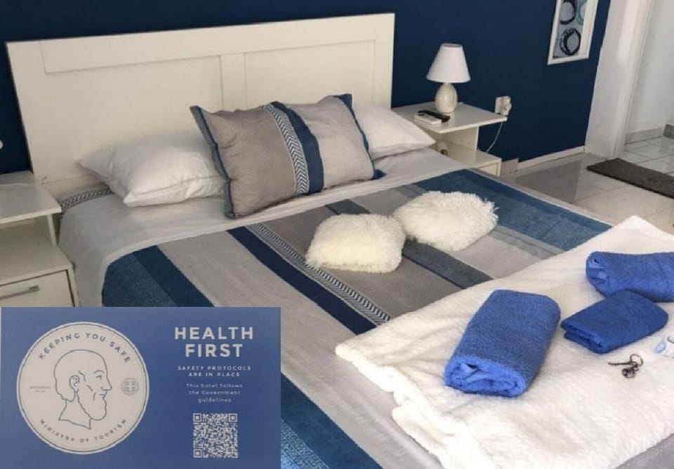 Blackout drapes, WiFi (free), bed sheets