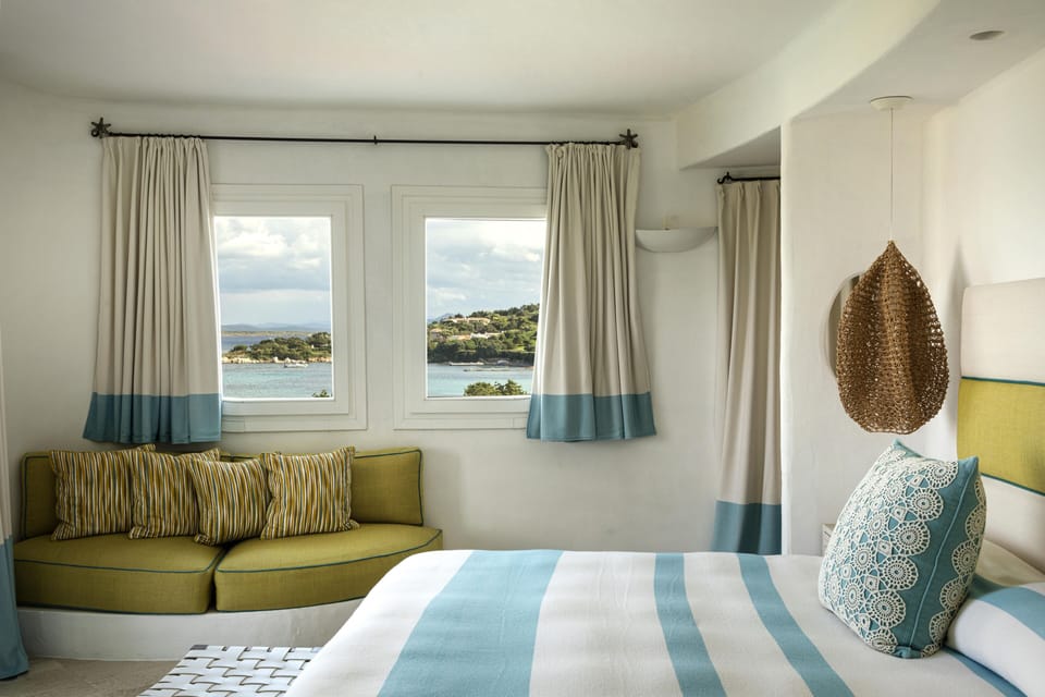 Villa, 5 Bedrooms, Private Pool | Down comforters, minibar, in-room safe, desk