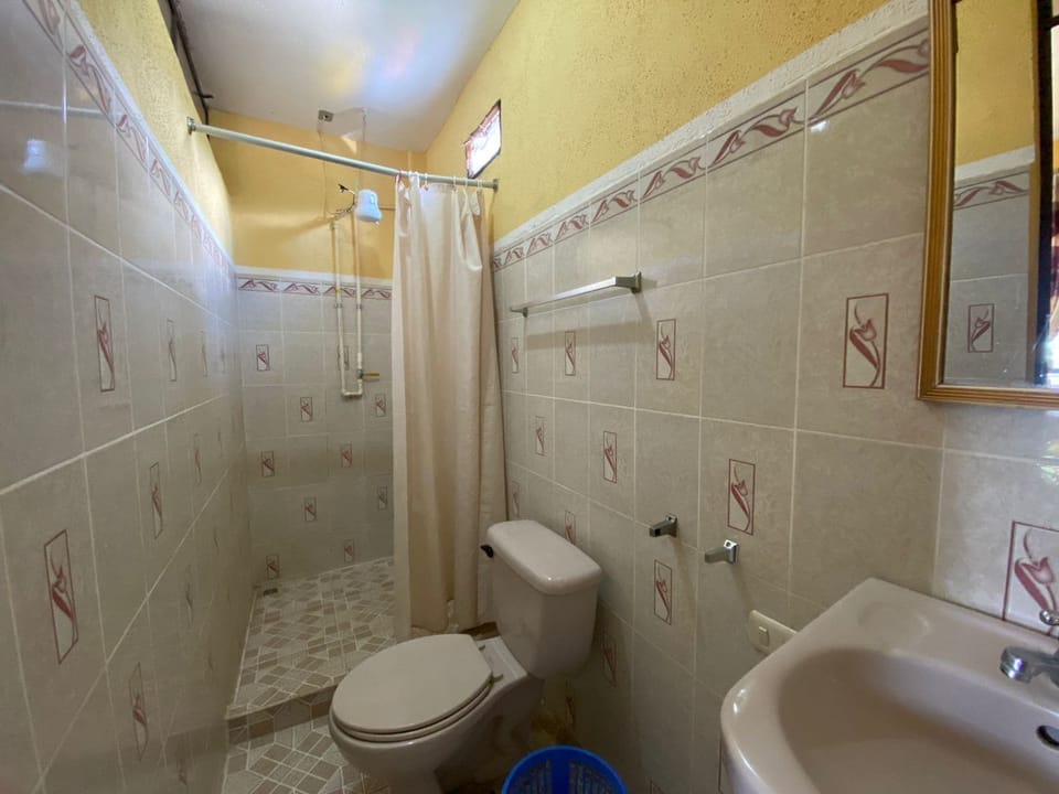 Free toiletries, towels