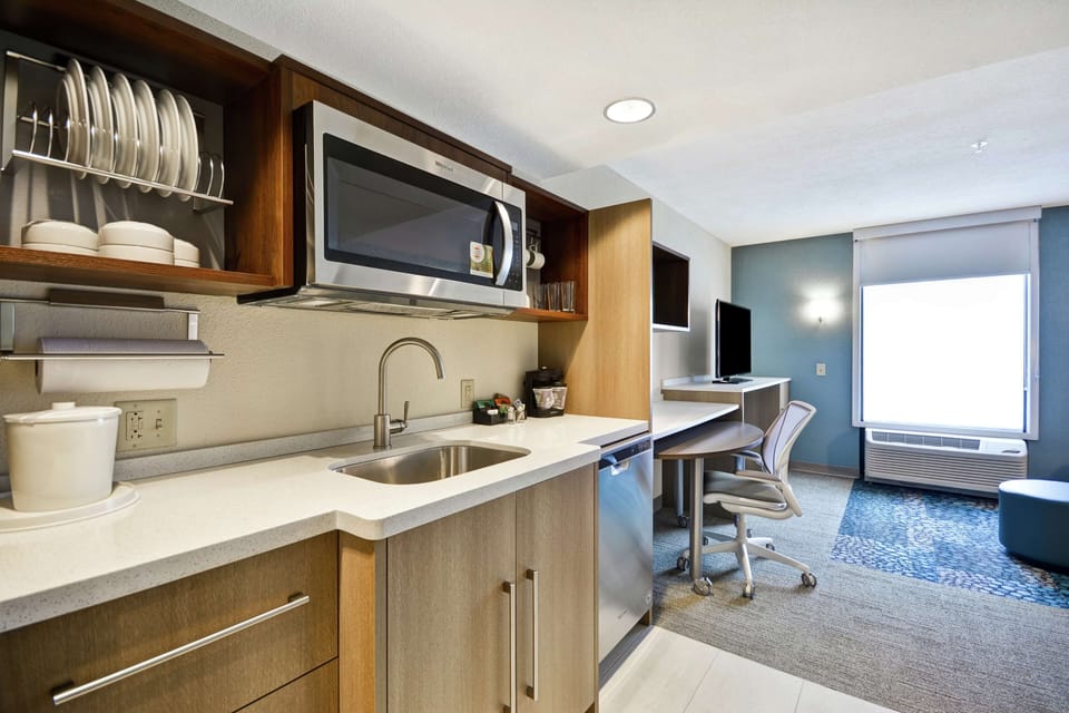 Suite, Non Smoking (View) | Desk, laptop workspace, blackout drapes, soundproofing