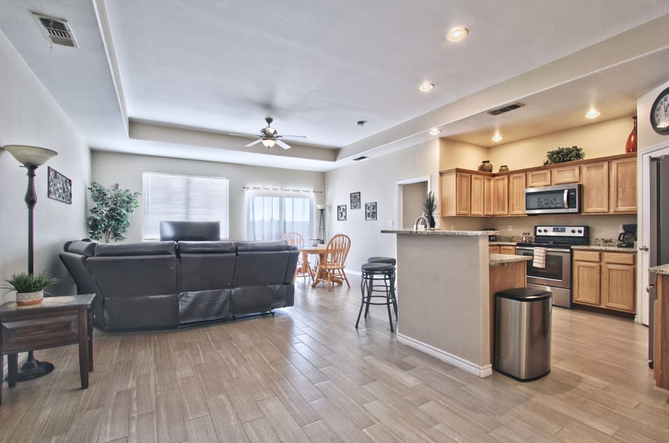 Entry into kitchen and living area