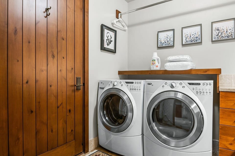 Downstairs Laundry Room