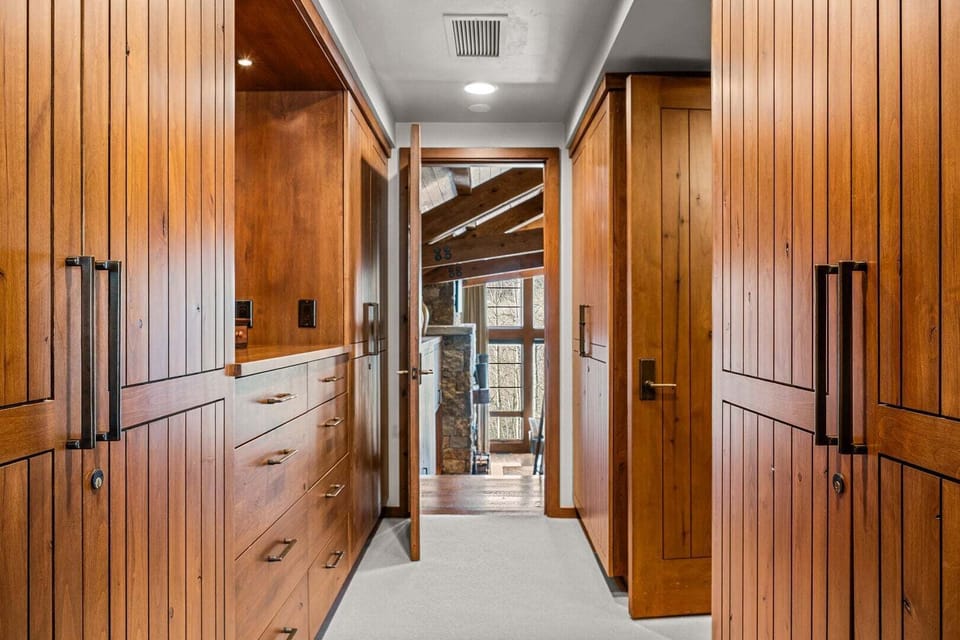 Stairs / Hallway To Primary Bedroom