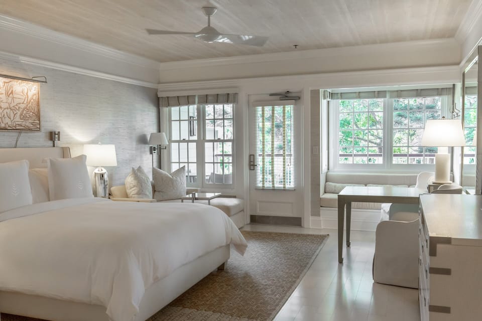 Egyptian cotton sheets, premium bedding, down comforters, pillowtop beds