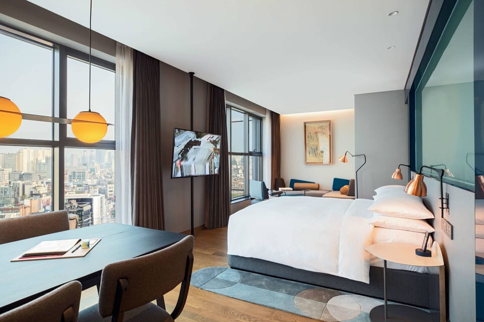 Producer Suite, 1 Bedroom, Non Smoking, City View | Premium bedding, pillowtop beds, in-room safe, blackout drapes
