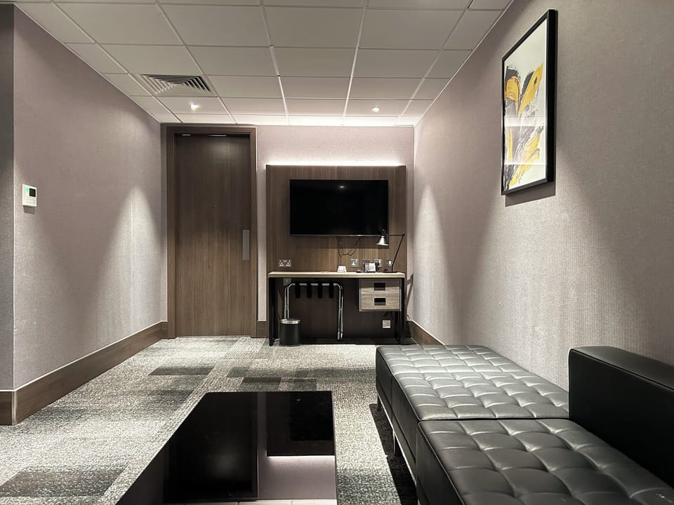 Suite, 2 Bedrooms | Hypo-allergenic bedding, in-room safe, desk, blackout drapes