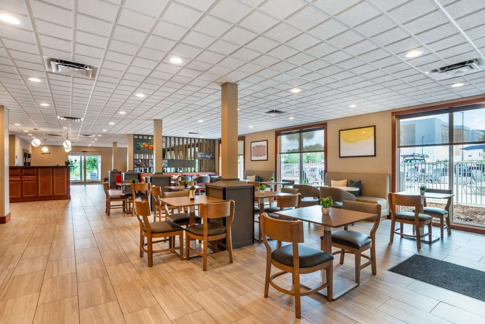 Free buffet breakfast