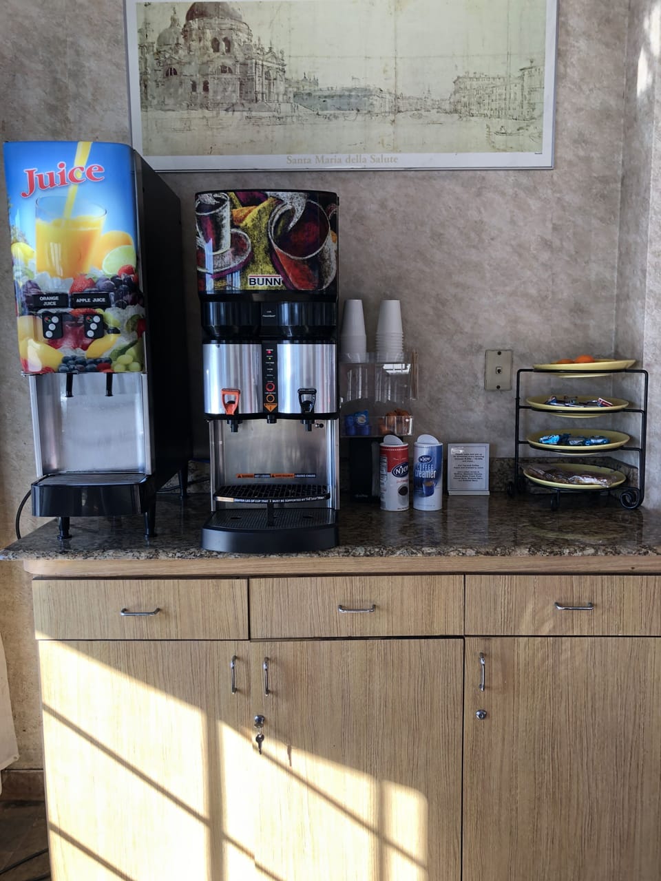 Breakfast area