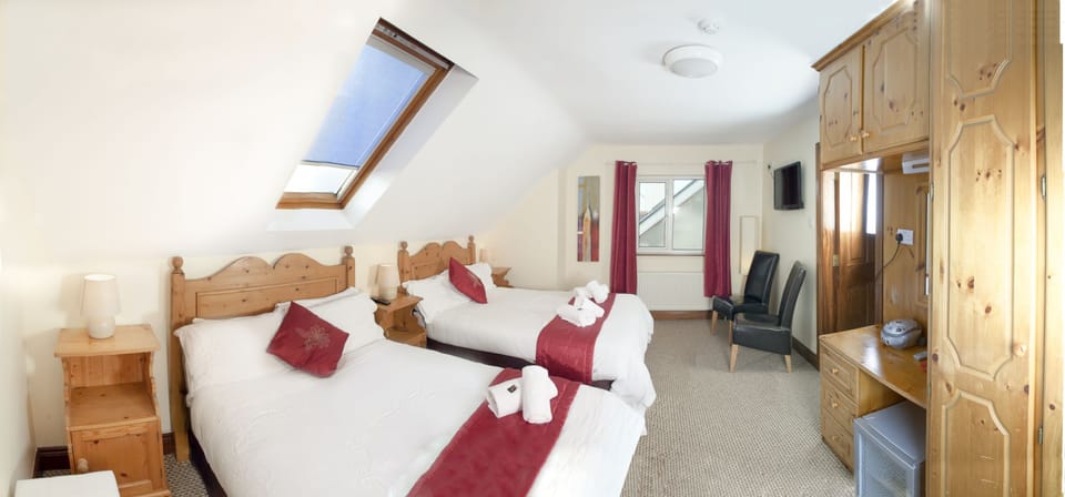 Desk, free cribs/infant beds, free WiFi, bed sheets
