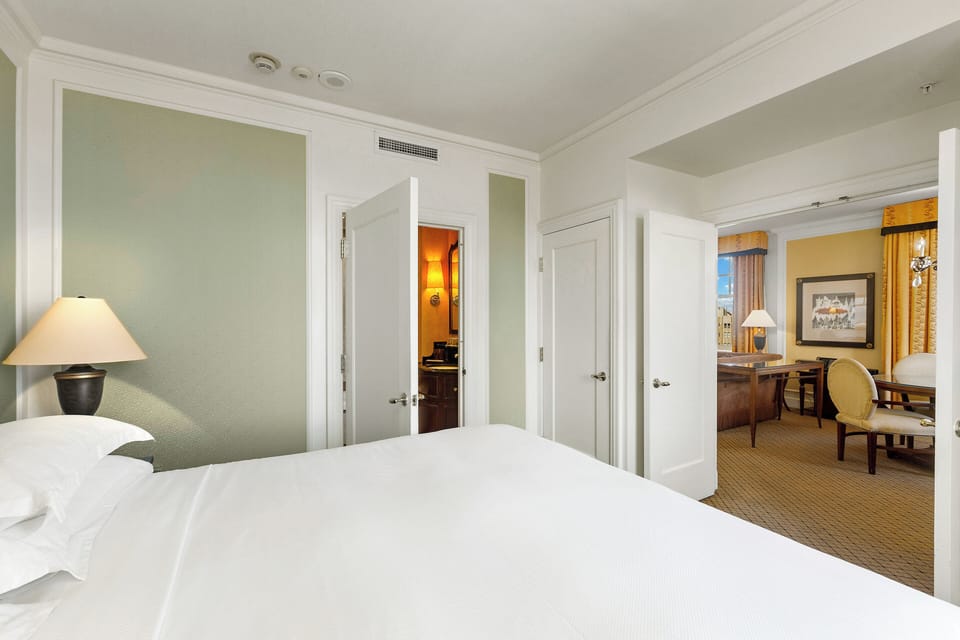 Suite, 1 Bedroom (Dining Area) | In-room safe, desk, laptop workspace, blackout drapes