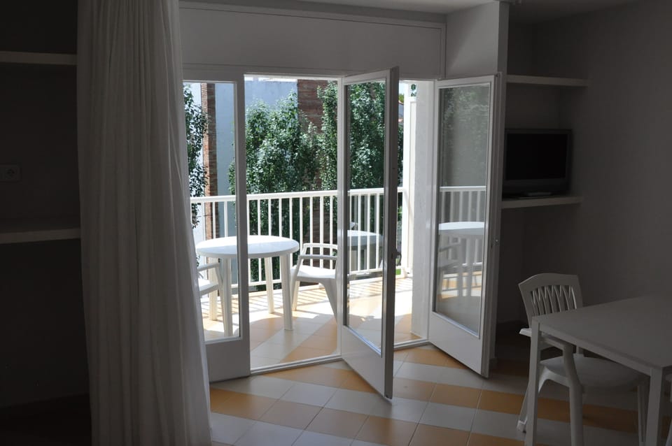 Sunway Amapola Apartamentos Hotel in Sitges