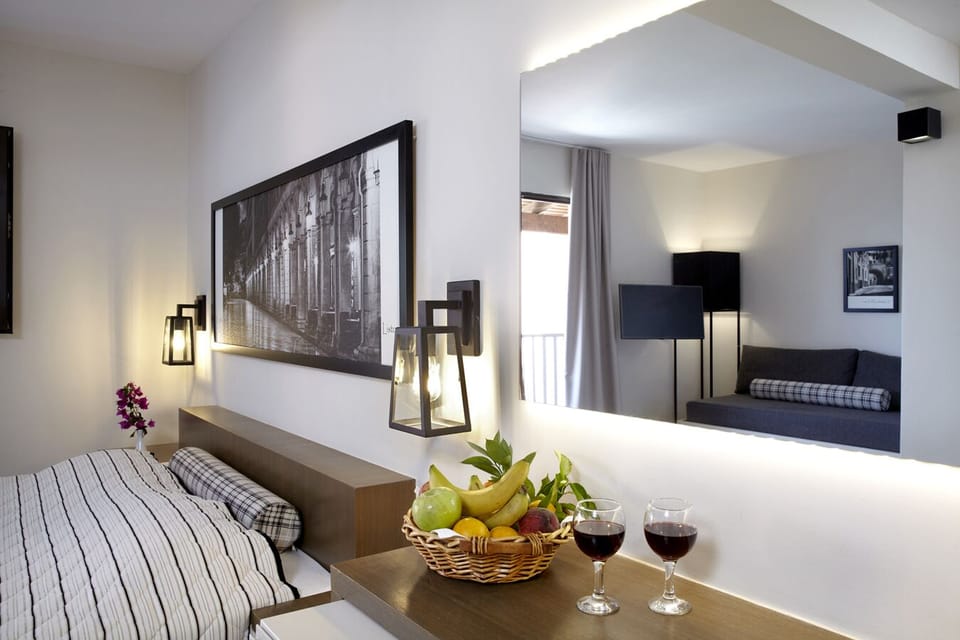 Bungalow, Sea View | In-room safe, desk, blackout drapes, free WiFi