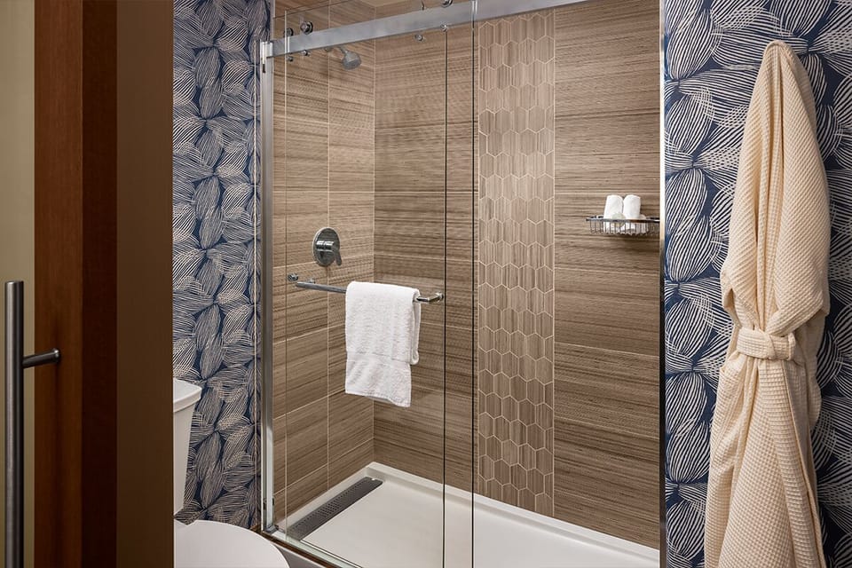 Free toiletries, hair dryer, bathrobes, slippers