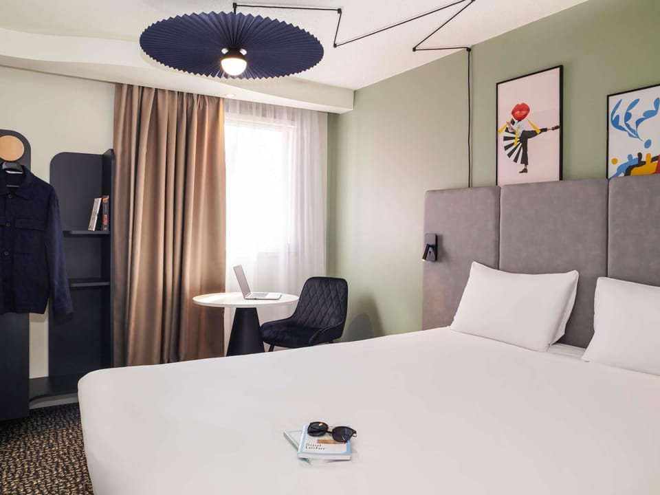 Premium bedding, desk, soundproofing, iron/ironing board