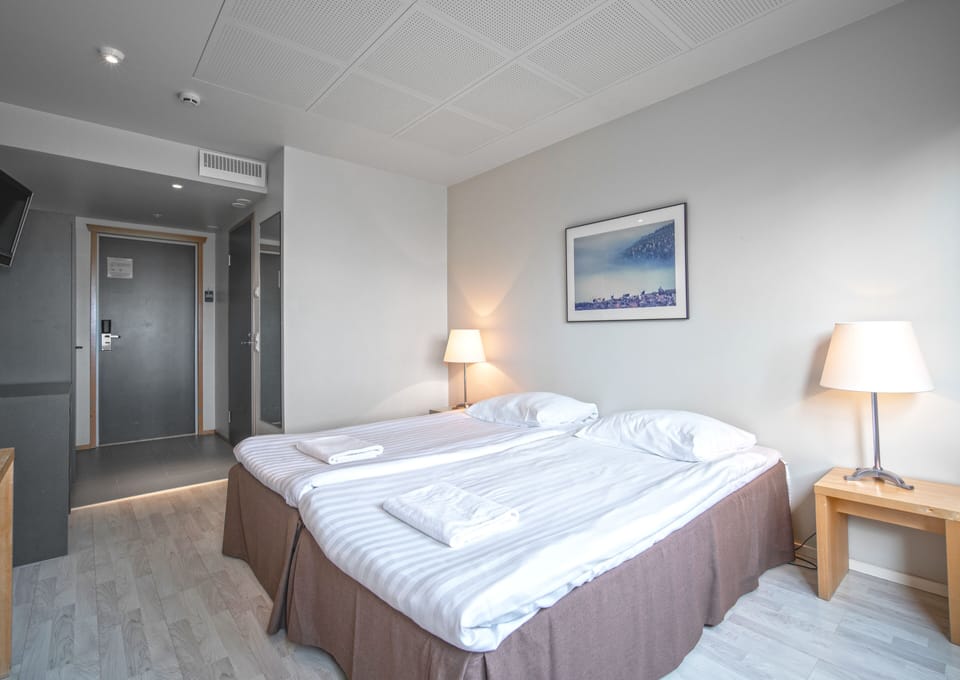 Standard Room | Desk, iron/ironing board, cribs/infant beds, free WiFi