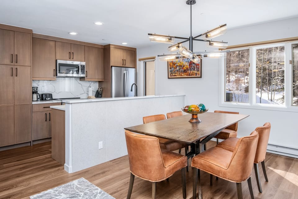 Condo, 1 Bedroom | Dining