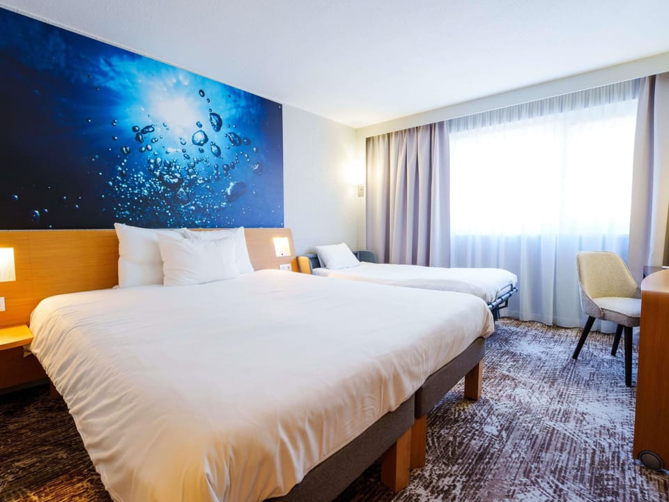 Classic Room, 1 Double Bed with Sofa bed | Minibar, in-room safe, desk, blackout drapes