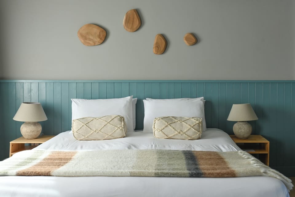 1 bedroom, iron/ironing board, WiFi (free), bed sheets