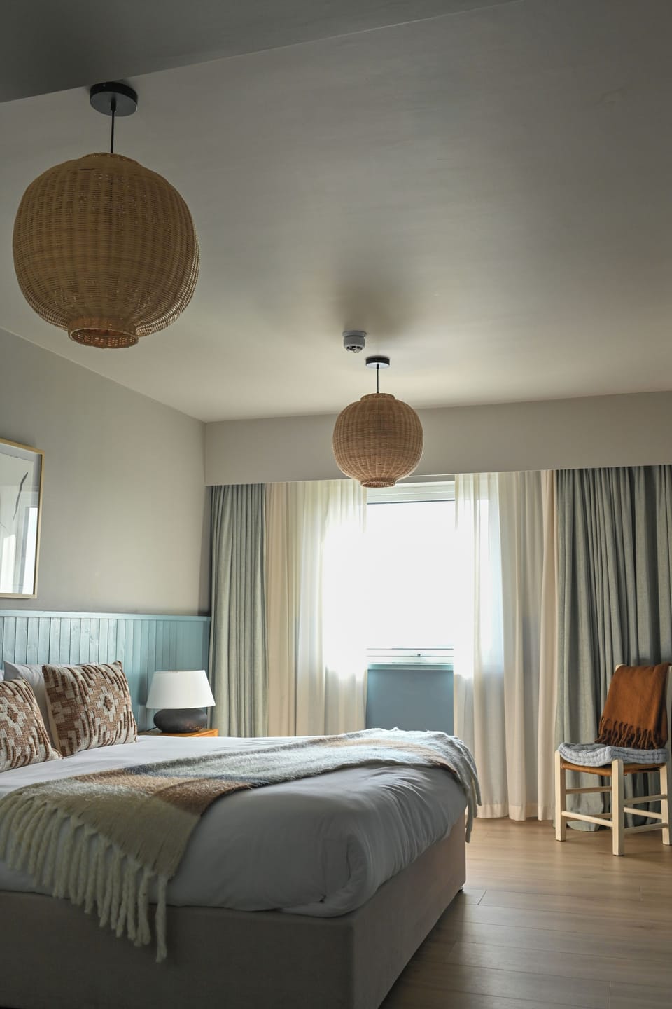 Comfort Double Room, Non Smoking, Ocean View | 1 bedroom, iron/ironing board, WiFi (free), bed sheets