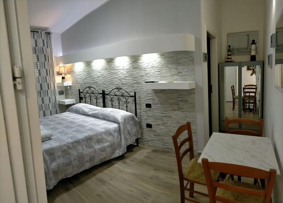 Deluxe Double Room | 1 bedroom, premium bedding, free WiFi, bed sheets