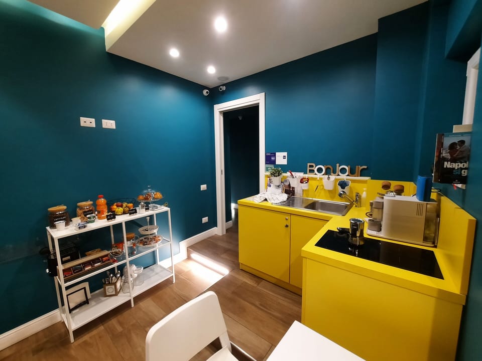 Coffee shop