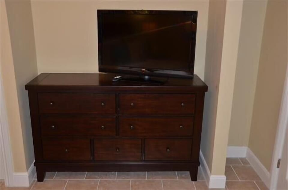 Bedroom Two (King Bed) Plasma Television