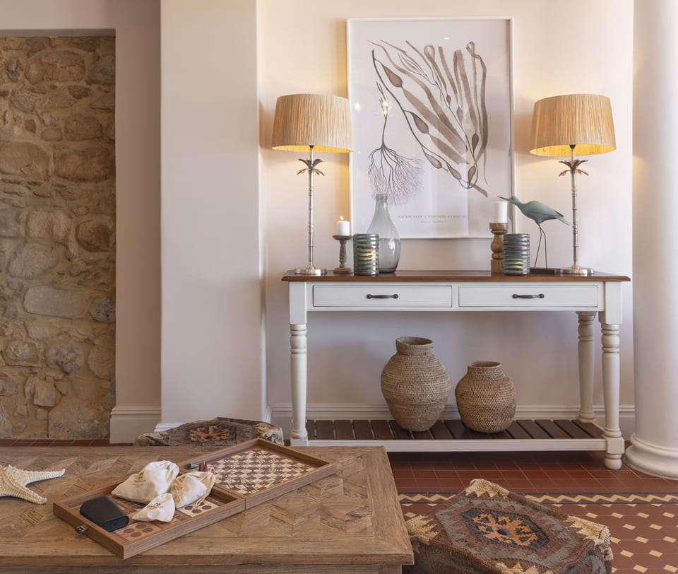 Premier House, 6 Bedrooms, Sea View | Living area