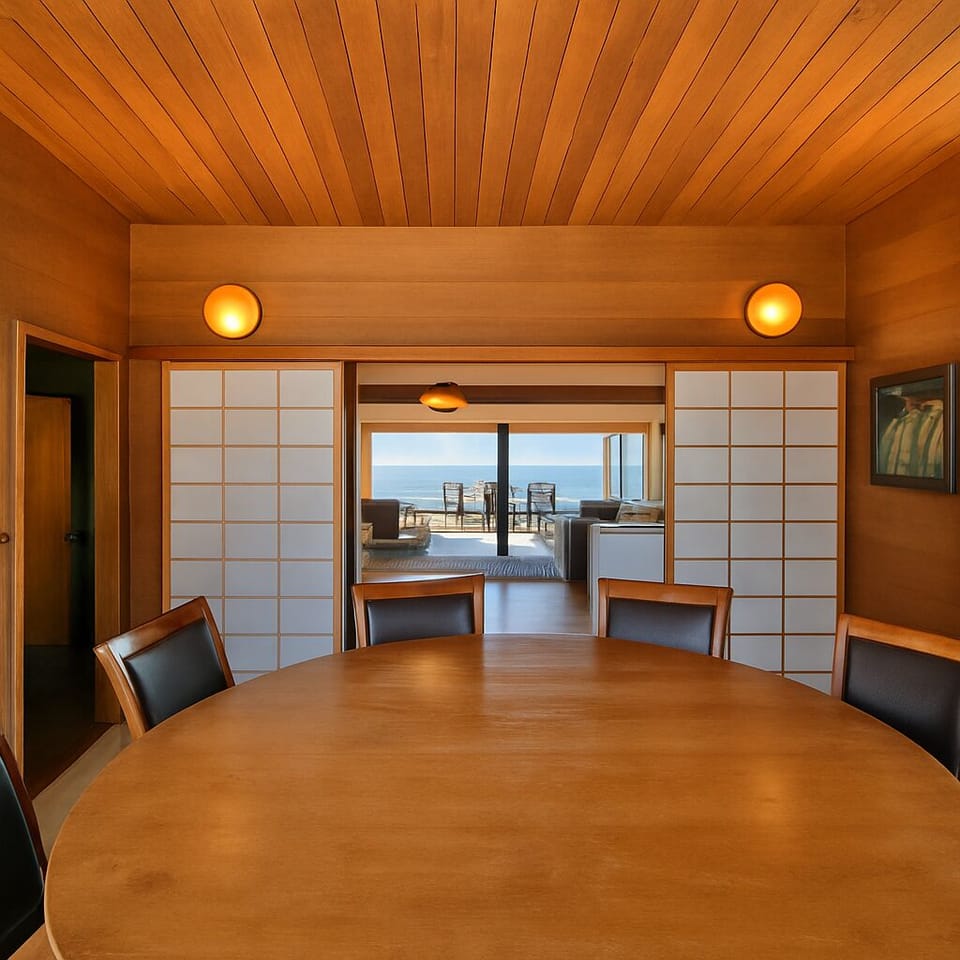 Indoor Dining Area Seating for 8