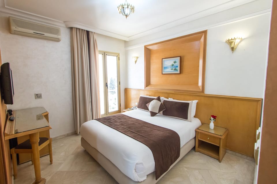 Suite | Premium bedding, minibar, in-room safe, desk