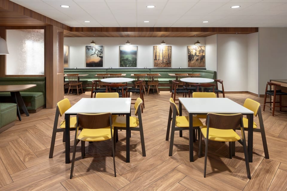 Free continental breakfast